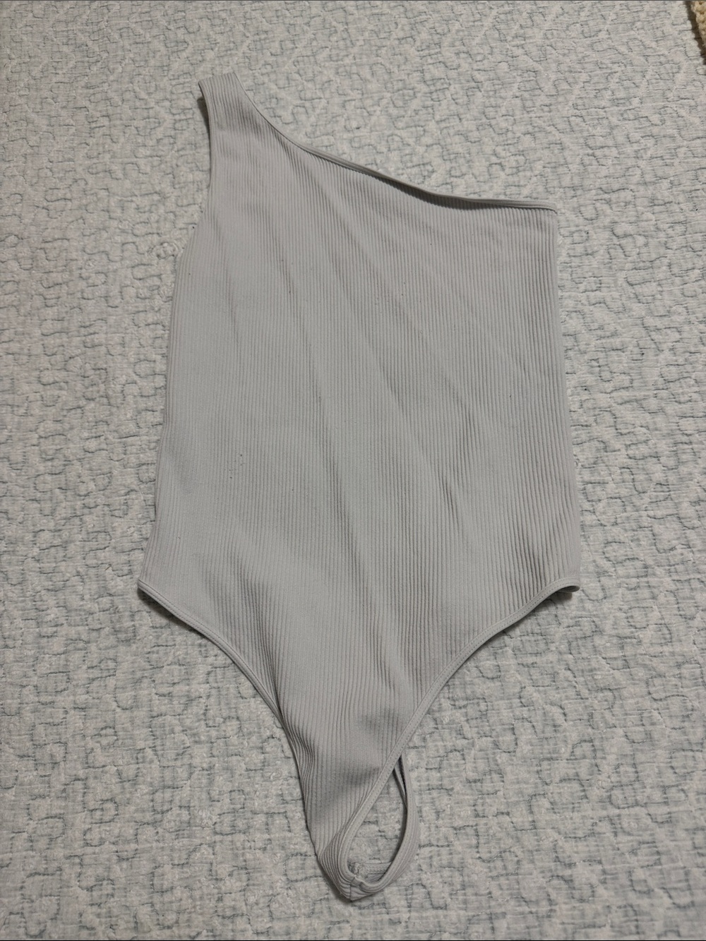 NIKIBIKI One-Shoulder Ribbed Bodysuit